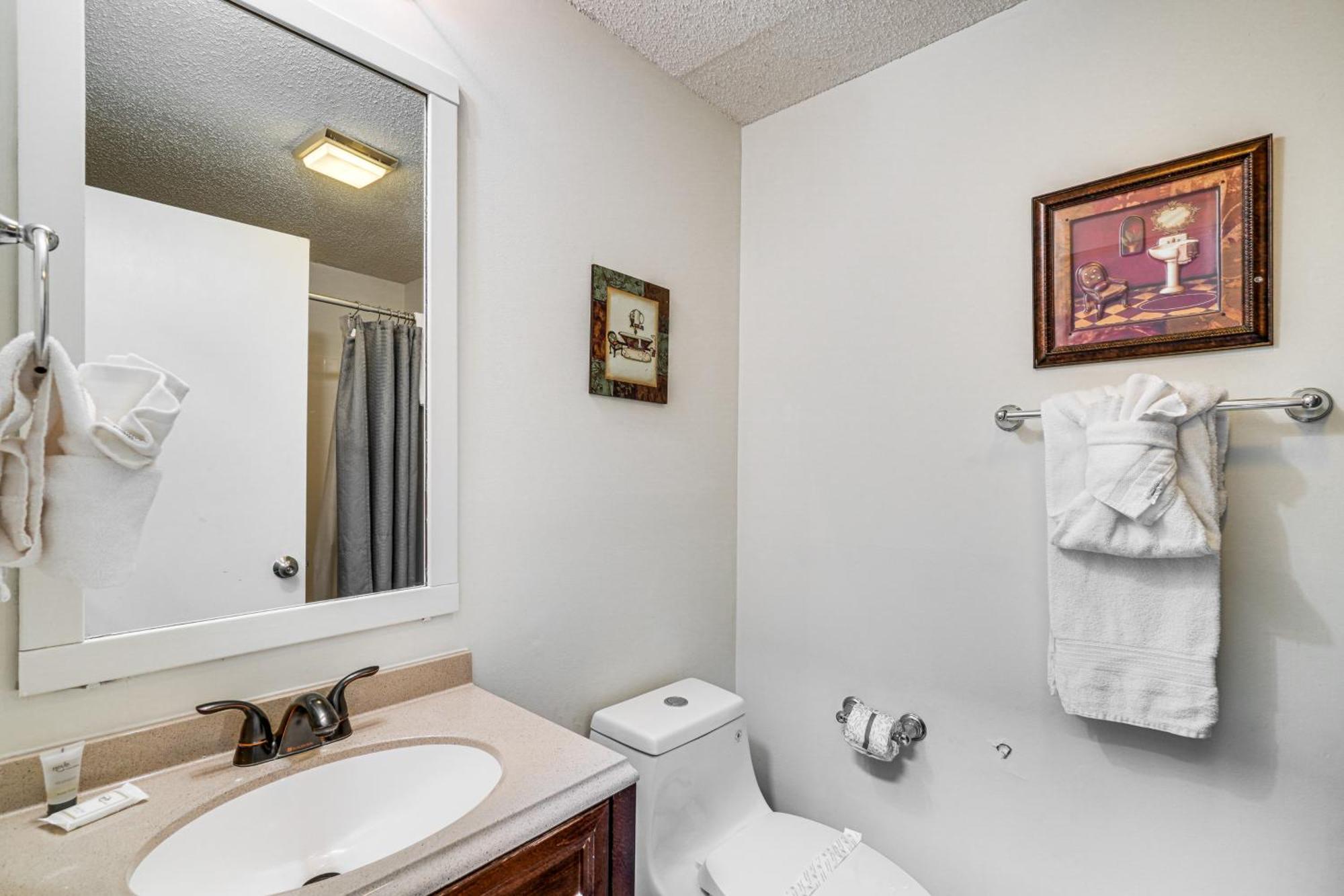 Gatlinburg Mountain Townhome With Pool Access! Exterior photo
