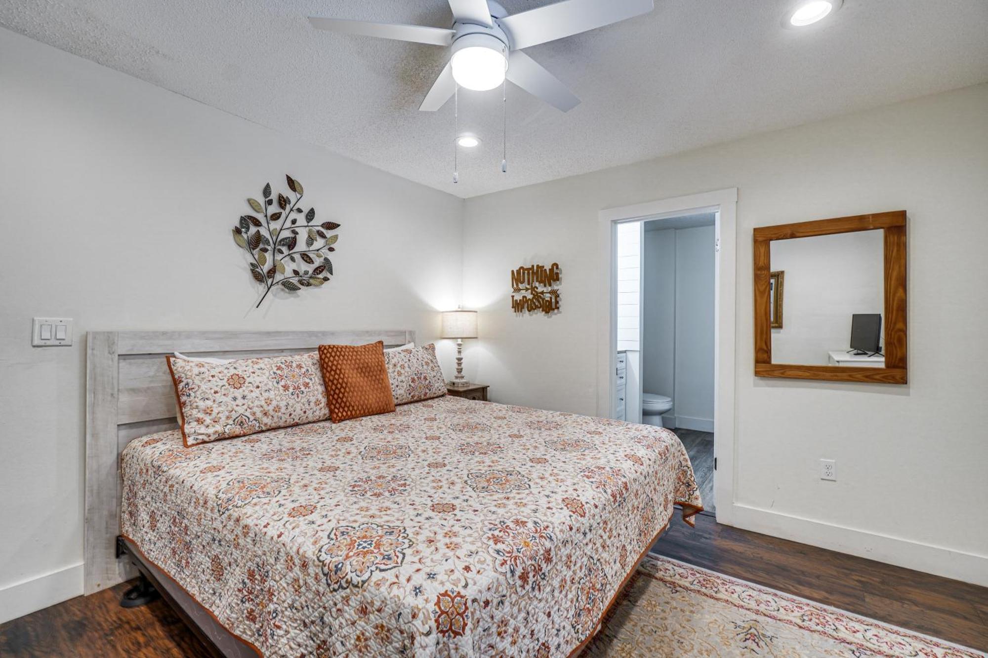 Gatlinburg Mountain Townhome With Pool Access! Exterior photo